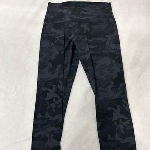 LuluLemon Incognito Camo Multi Grey align high rise leggings